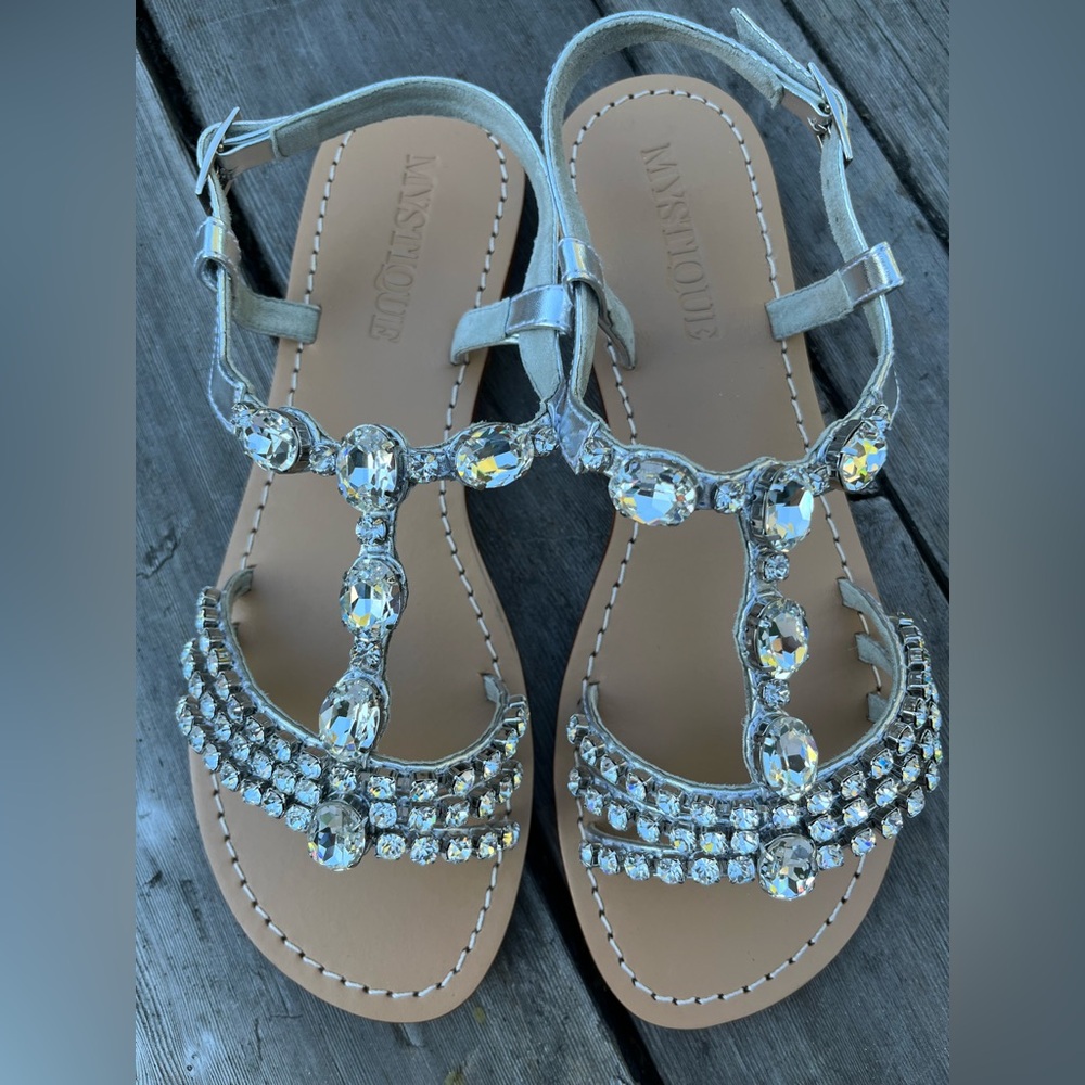 Mystique Women’s Crystal Sandals NWOB Size 10 Silver Leather Ankle Strap